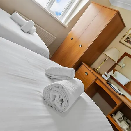 Invicta Hotel Plymouth Room photo
