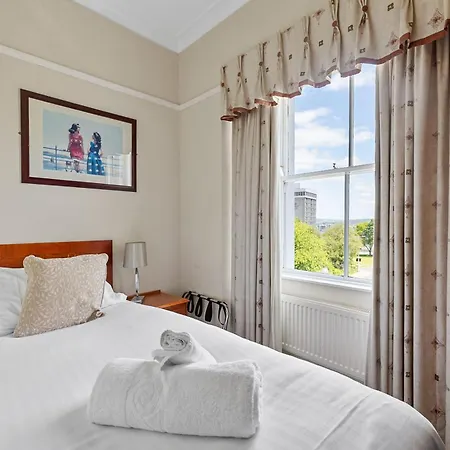 Invicta Hotel Plymouth Room photo