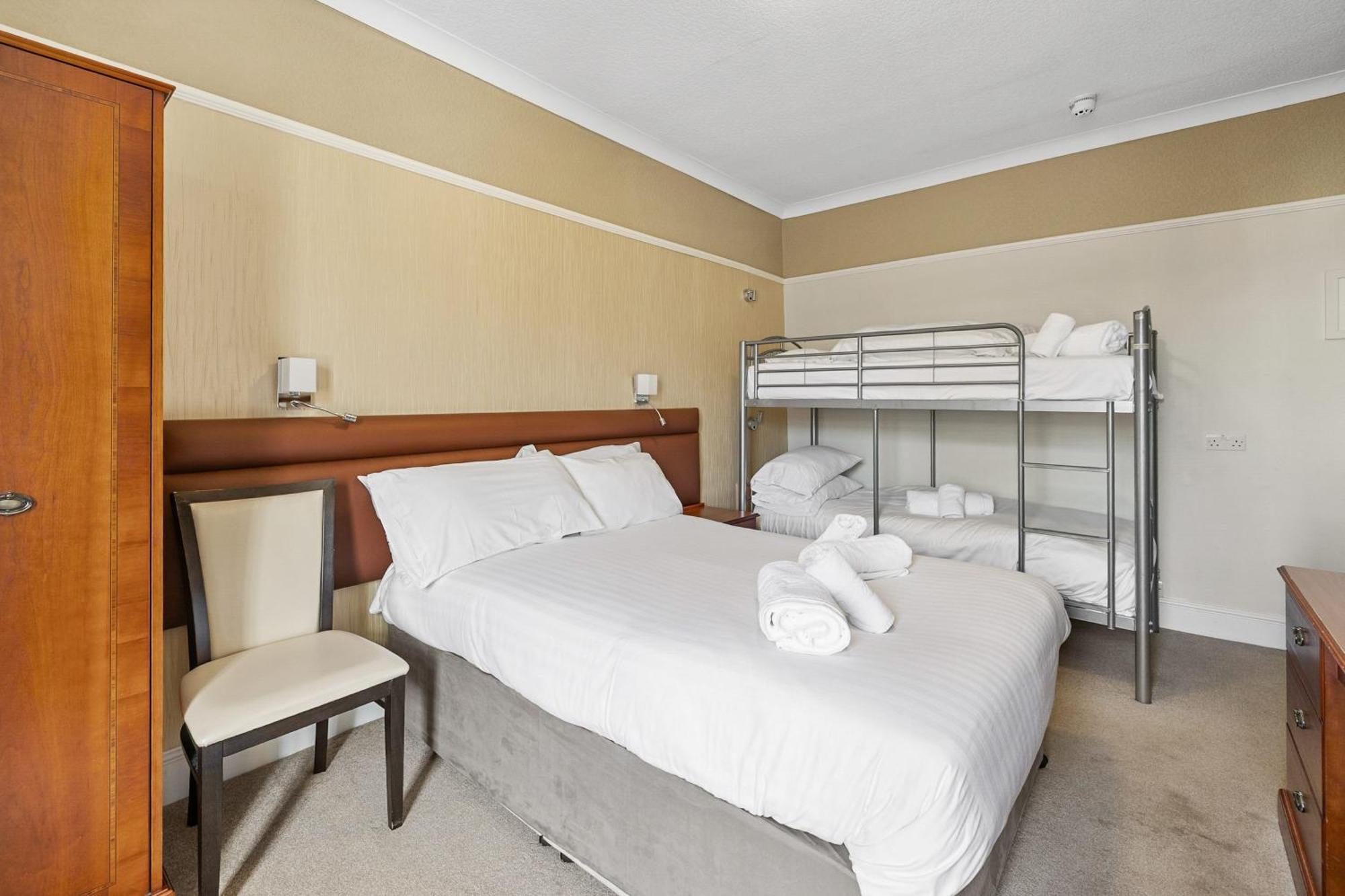 Hotel Invicta 4*